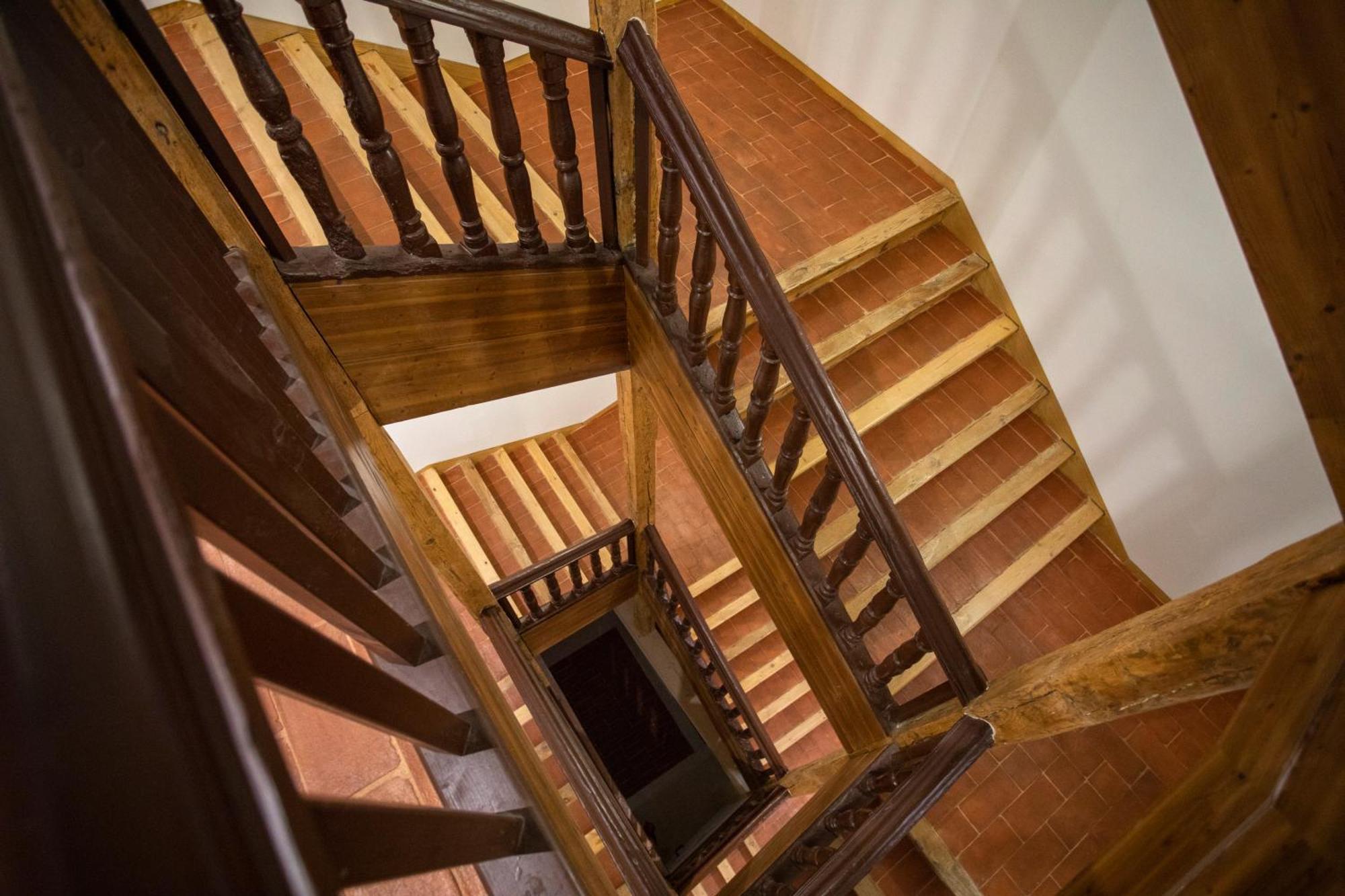 El Capricho De Claudia_ Apartamentos Burgos Catedral Экстерьер фото